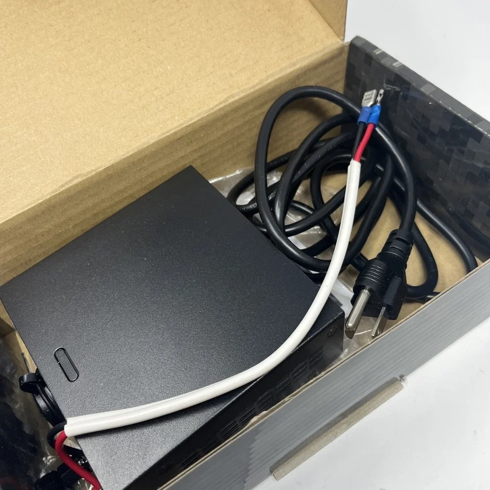 Radio Shack 22-507 Switching Power Supply 3 Amp 13.8 VDC 12V Auto Socket